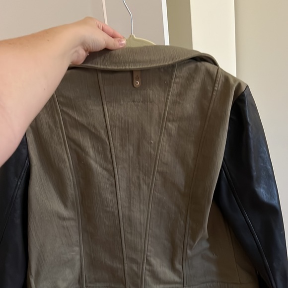 MACKAGE biker jacket / never worn - Picture 3 of 3